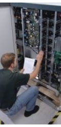 Schneider Electric CPCS Cooling Preventive Maintenance Service Semi-Annual Maintenance Visits - Technická podpora - preventivní údržba (pro ostatní) - 1 rok - na místě - 8x5 - pro P/N: ACRC100, ACRC10