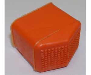 Krytka na schůdky univerzální 30x20 mm