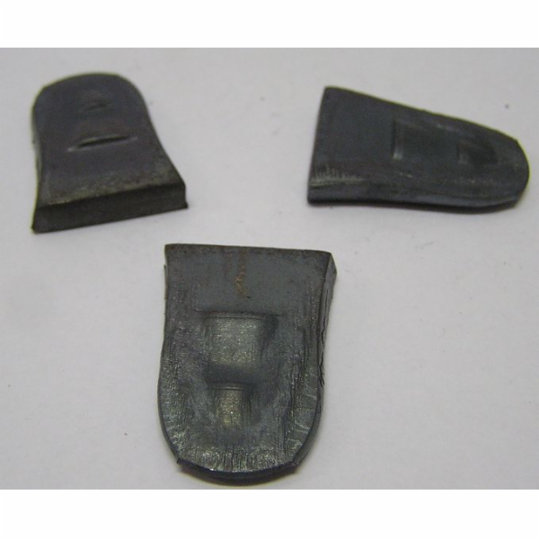 Klínek&nbsp;kovaný&nbsp;č.4