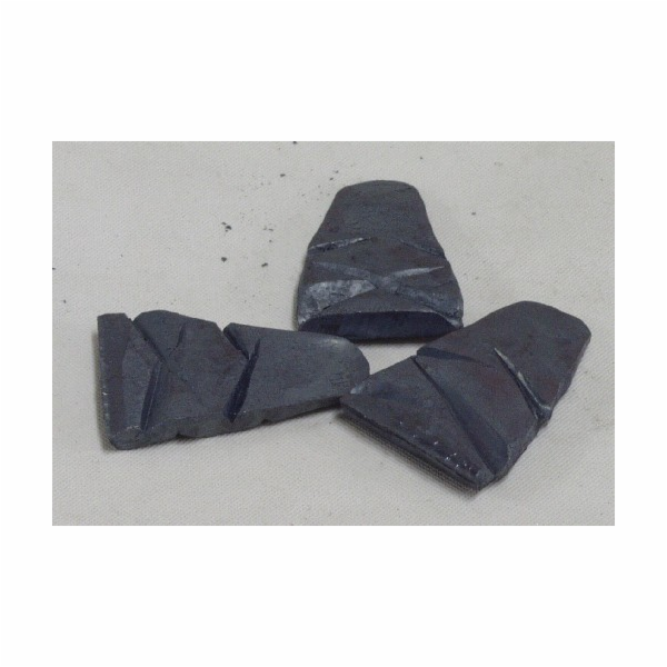 Klínek&nbsp;kovaný&nbsp;široký&nbsp;S&nbsp;č.4