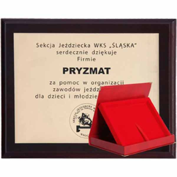 Victoria Sport Plastová základna s gravírovaným laminátem...