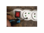 Prodlužovací kabel 3 m / 6 zásuvek / s vypínačem / bílý / PVC / 1,5 mm2