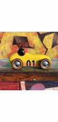 Vilac Dřevěné auto Old Sport Compet žluté