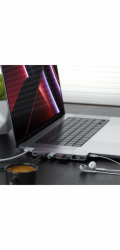 Satechi USB-C Hub Max Adapter - Silver Aluminium