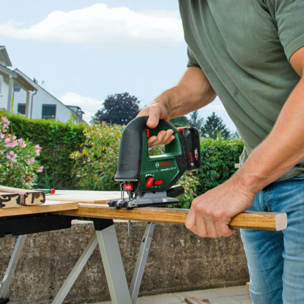 Bosch AdvancedSaw 18V-140 Akumulátorová přímočará pila