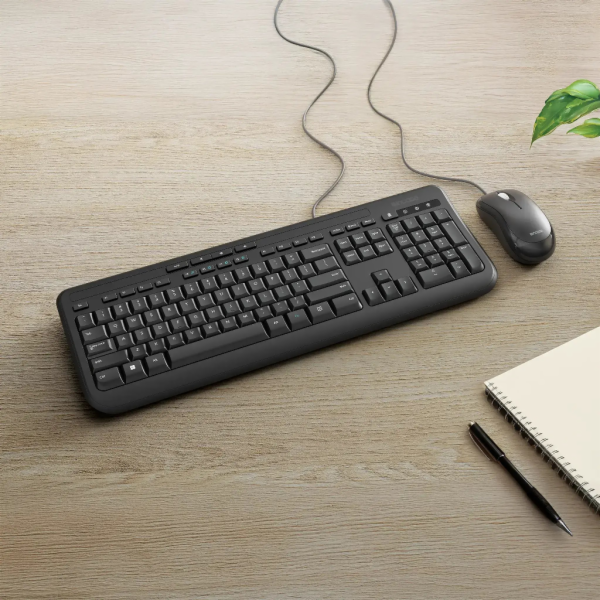 Incase Pouzdro navržené společností Microsoft Wired Deskt...