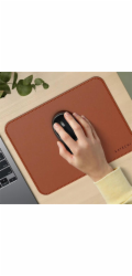 Satechi Podložka pod myš Premium Veganská kožená podložka na stůl (hnědá)