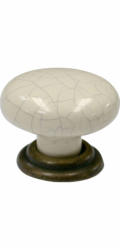Knoflík SP65, porcelán, staromosaz, leštěná