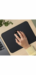 Satechi Podložka pod myš Premium (černá) z veganské kůže, podložka pod stůl