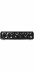 Behringer UMC204HD doplňkové hudební příslušenství
