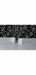 Soklová lišta v bílém a černém provedení, bílá 70 mm x 18 mm, délka 2400 mm