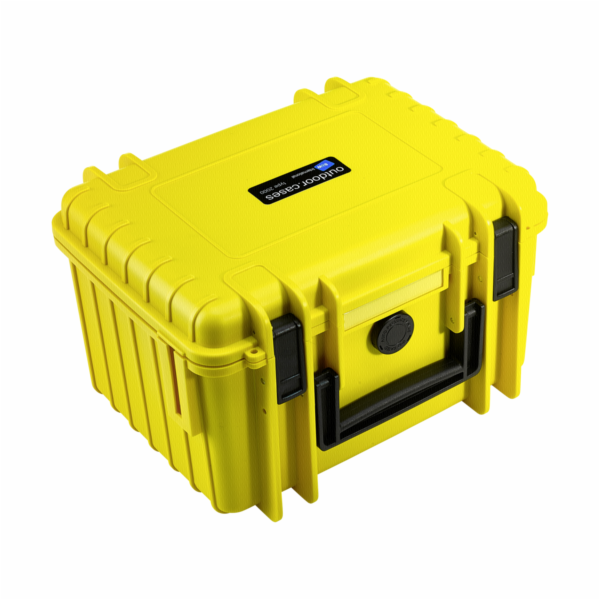 B&W International Type 2000 zluta vc. penova hmota