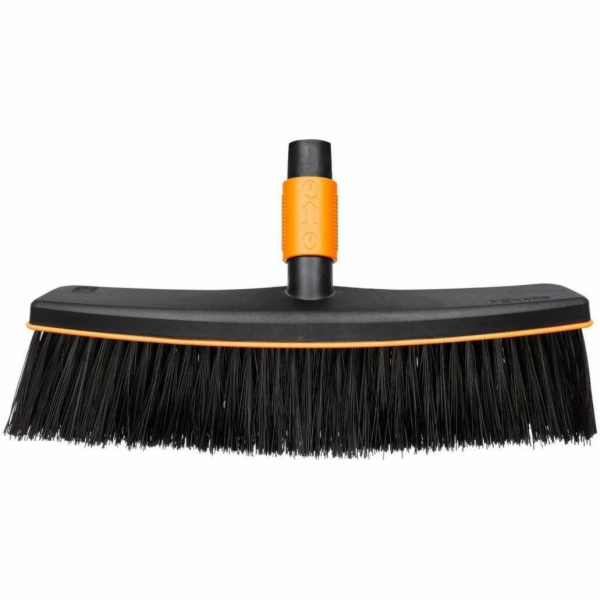 Fiskars Solidní univerzální smeták M