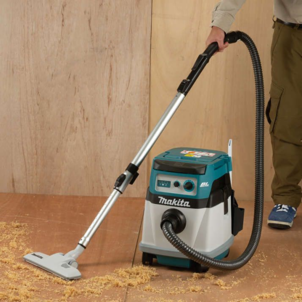 Makita DVC155LZX2, vysavač na mokré i suché vysávání (mod...