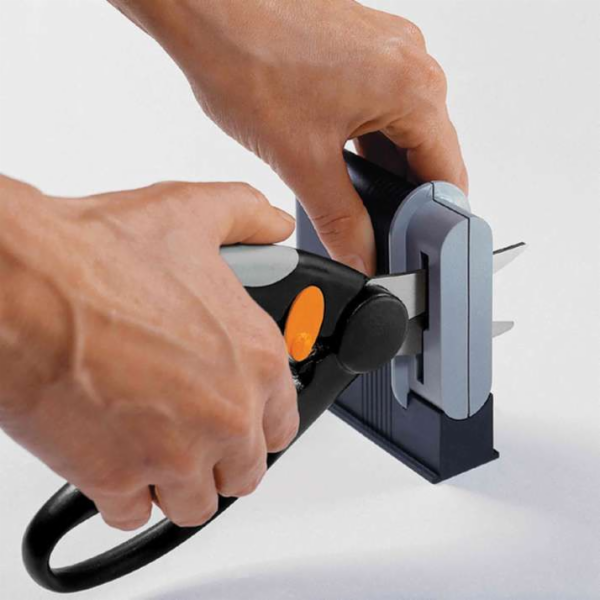 Fiskars vyšívací nůžky 10cm oranžové