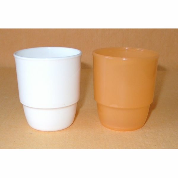 Kelímek 250 ml plast