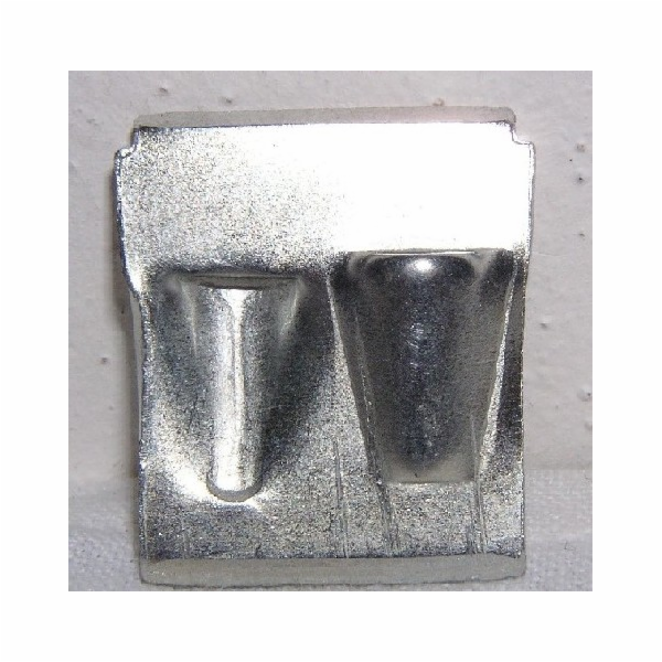 Klínek do sekery 25x30x2mm