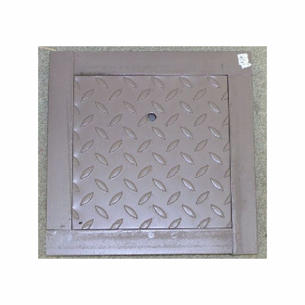 Poklop krycí 25x25 cm vrtaný