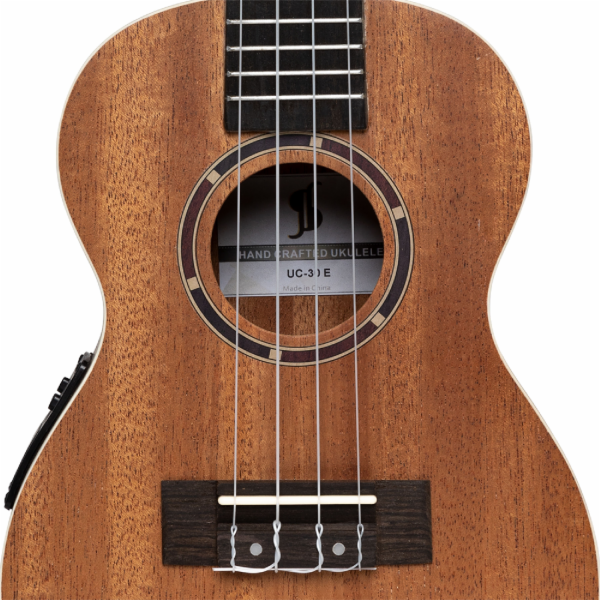 Stagg UC-30 E, elektroakustické koncertní ukulele
