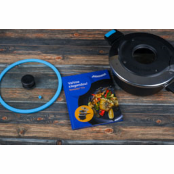 Kuchařka  Vaříme s legendou  Remoska® Tria