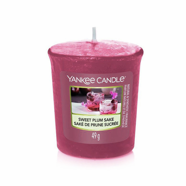 Svíčka Yankee Candle, Sladké švestkové saké, 49g