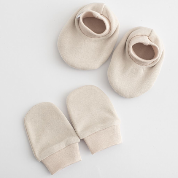 Kojenecký bavlněný set-capáčky a rukavičky New Baby Casua...