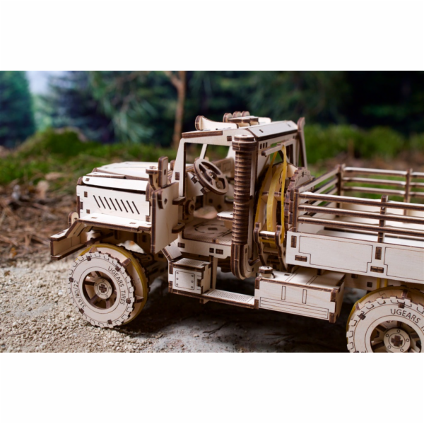 Ugears 3D dřevěné mechanické puzzle Nákladní auto CARGO