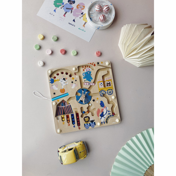 Vilac Magnetický labyrint cirkus Michelle Carlslund