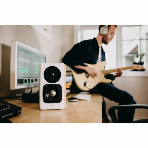 EDIFIER S880DB Studio bílá