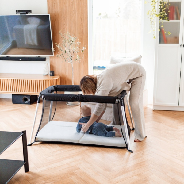 Luna Bambini, Lehká cestovní postýlka, černá