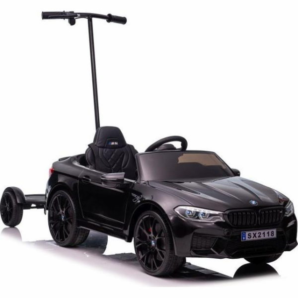 sportovní auto na baterie BMW M5 s rodičovskou platformou...