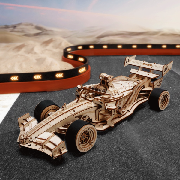 RoboTime 3D dřevěná skládačka Závodní auto F1
