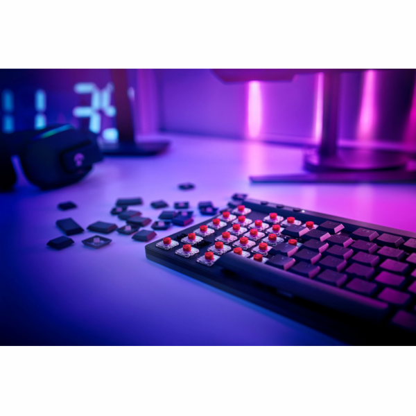 Logitech G515 TKL - BLACK - US INT L - USB - EMEA - TACTILE
