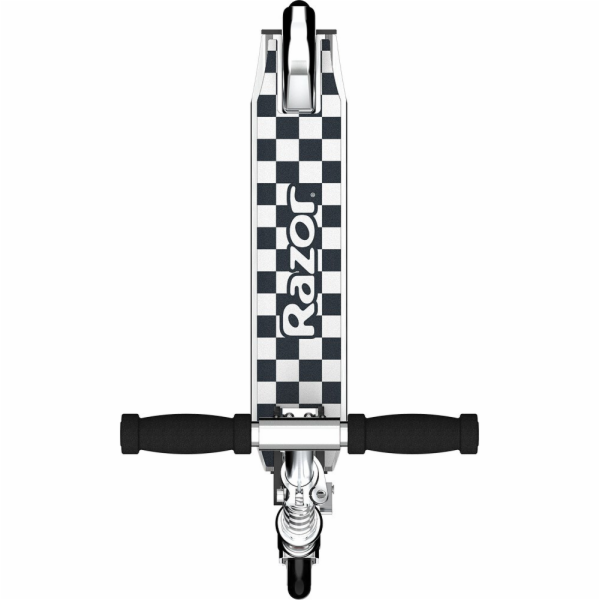 KOPACÍ SKÚTR Razor Model A Checked Out