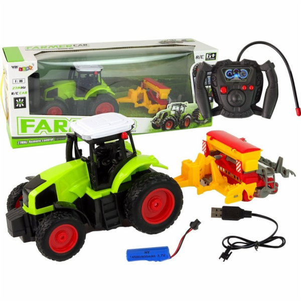 Zemědělský traktor LeanToys s lisem R/C 1:16 zelený