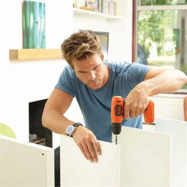 Aku vrtací šroubovák BLACK+DECKER BDCD8, 7,2 V
