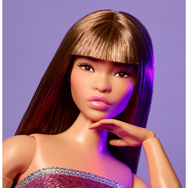 Mattel Barbie Signature Looks 24 s hnědými vlasy a panenk...