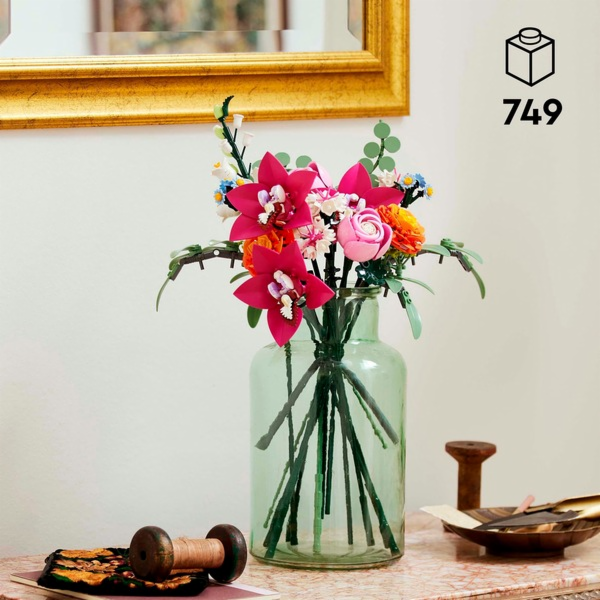Stavebnice LEGO 10342 Botanicals Krásná růžová kytice