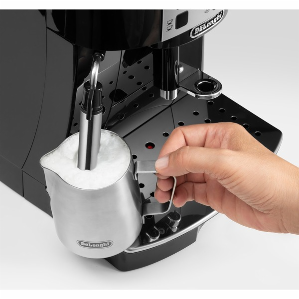 DeLonghi Magnifica S ECAM 20.116.B, plně automatický