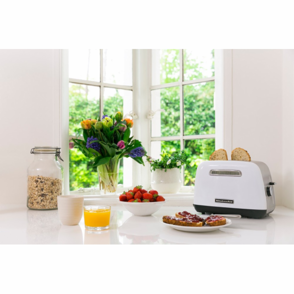 KitchenAid 5KMT2115EWH white
