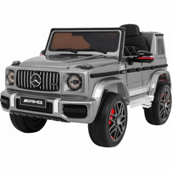 Vozidlo Mercedes G63 AMG lakované stříbrnou barvou