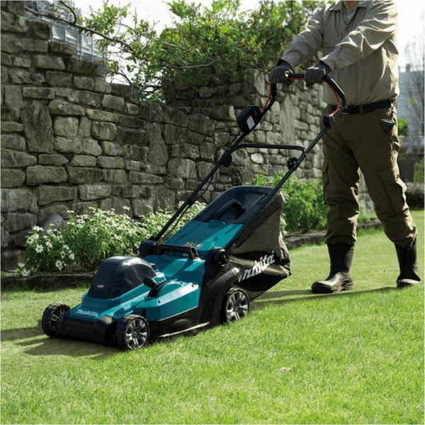 Aku sekačka na trávu Makita LM004GM103, 43 cm