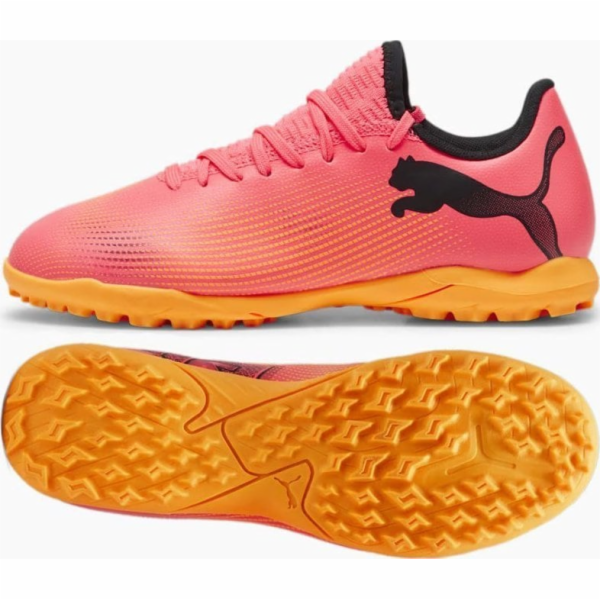 Růžové kopačky Puma Future 7 Play TT vel. 37,5 (107737-03)