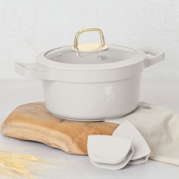 Kastrol s poklicí s titanovým povrchem 20 cm Sahara Colle...