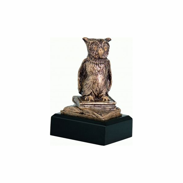 Victoria Sport Casting Figurine School - Sova - Learning ...