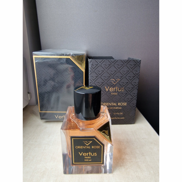 NoName VERTUS PARIS Oriental Rose EDP sprej 100ml