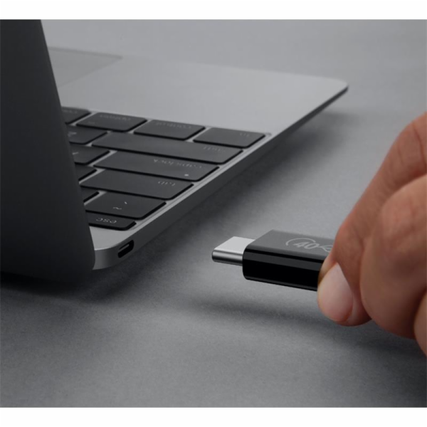 USB4 USB-C/USB-C 100W napájecí kabel 0,8m