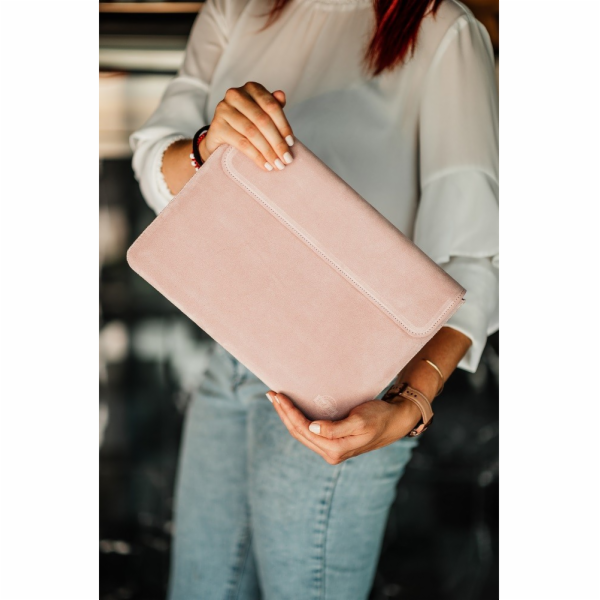 RED ANT SPRING MacBook Air 15" (2023) nude