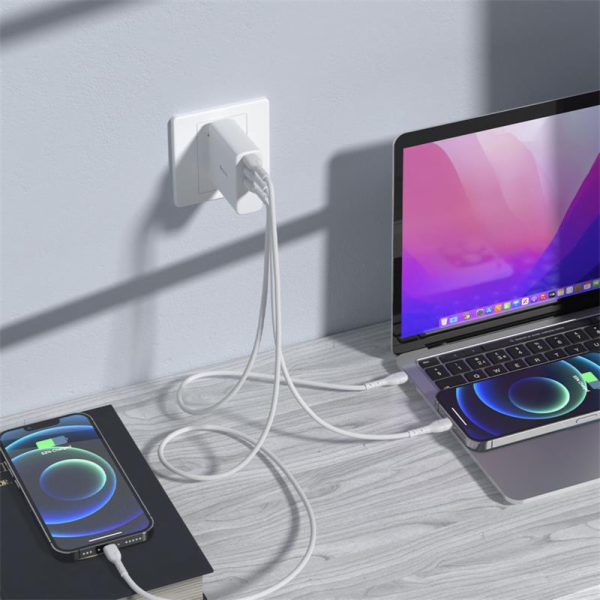 Deví síťová nabíječka Extreme Speed PD 2C+A GaN Charger 1...