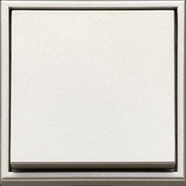 Impulsní spínač LIREGUS MODERN, barva šampaňského